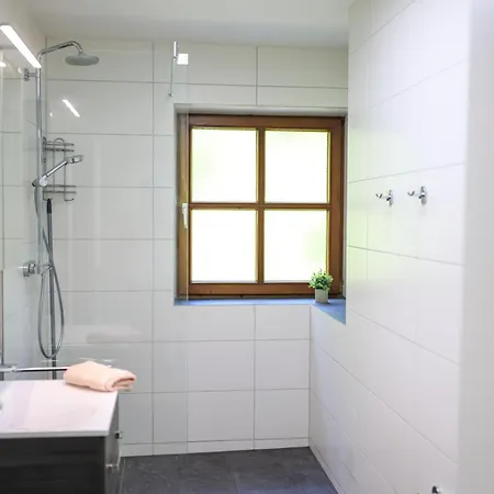E - Peaceful Living, Parking * Passau