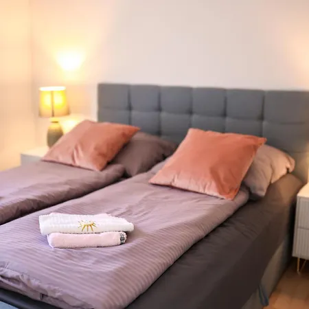 E - Peaceful Living, Parking * Passau